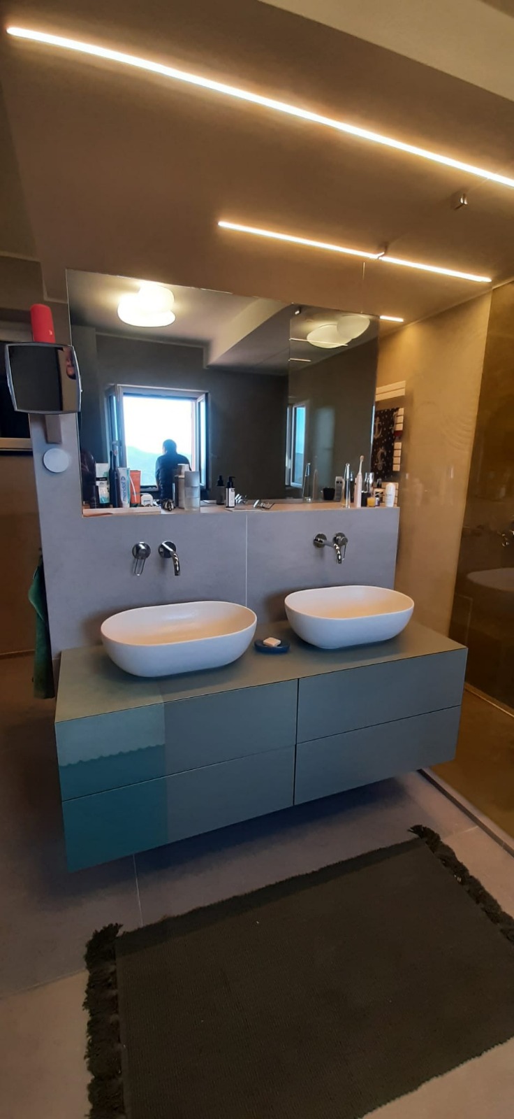 Traditional Bathroom